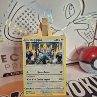 Carte Pokemon REGIGIGAS SWSH247 PROMO Holo Epée et Bouclier EB10